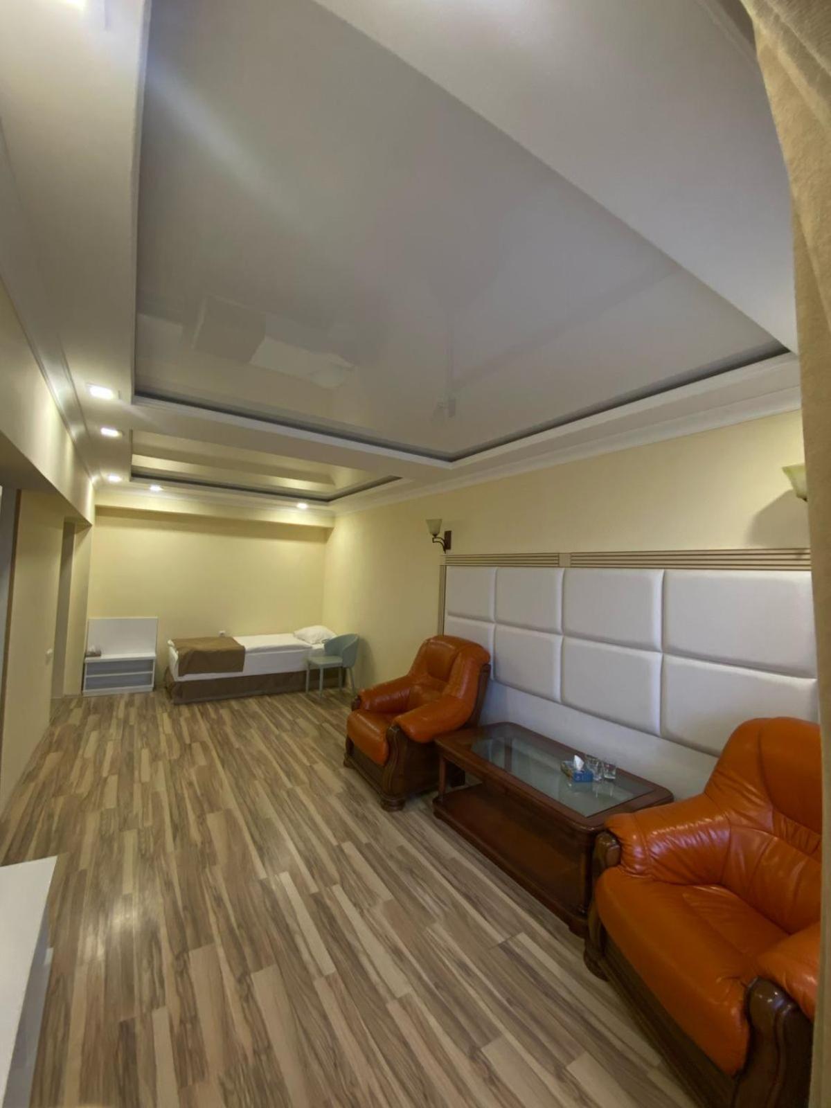 Goris Hotel Eksteriør bilde
